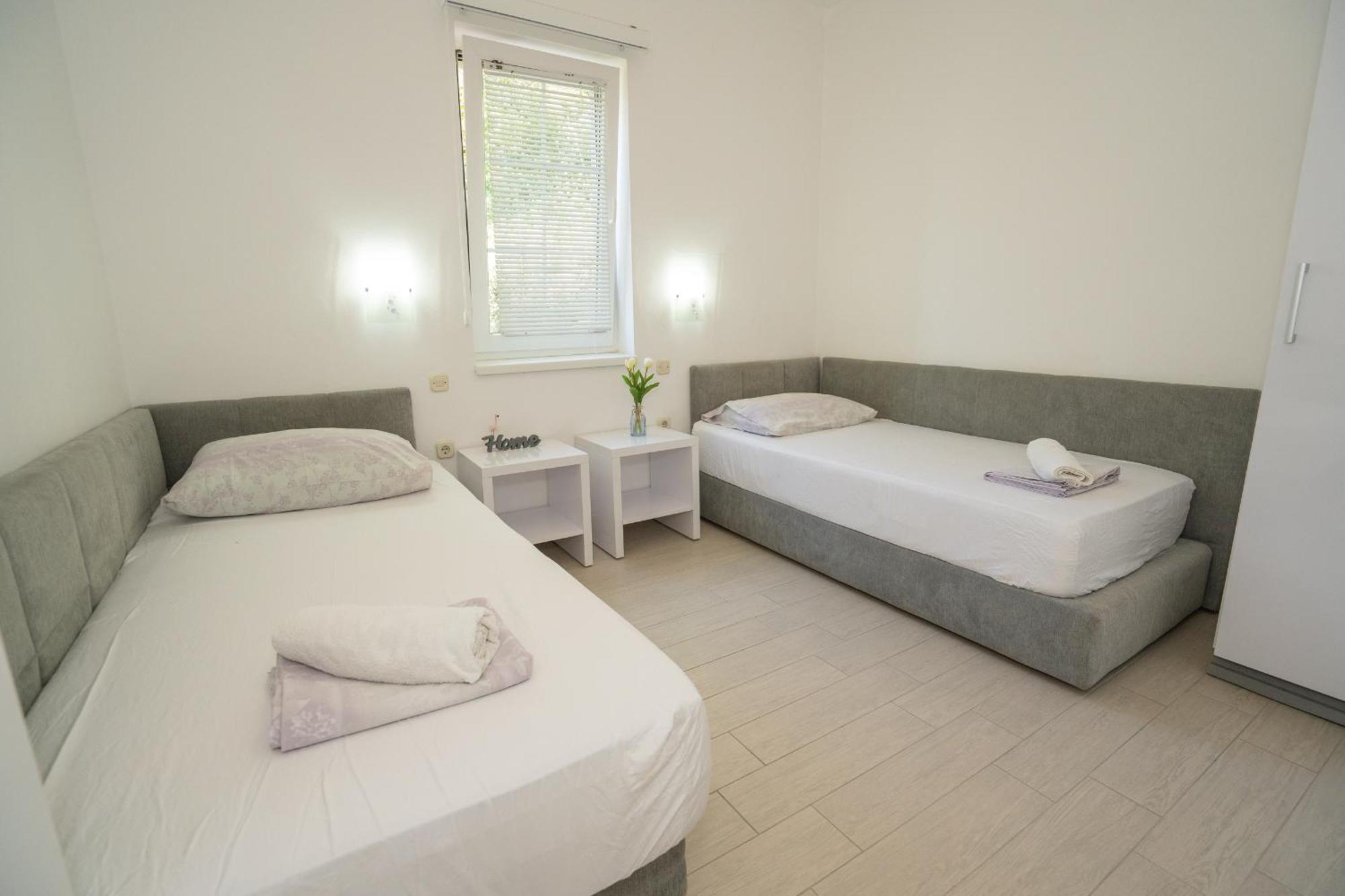 Garden Resort - Apartments Maslina Potocnica Εξωτερικό φωτογραφία